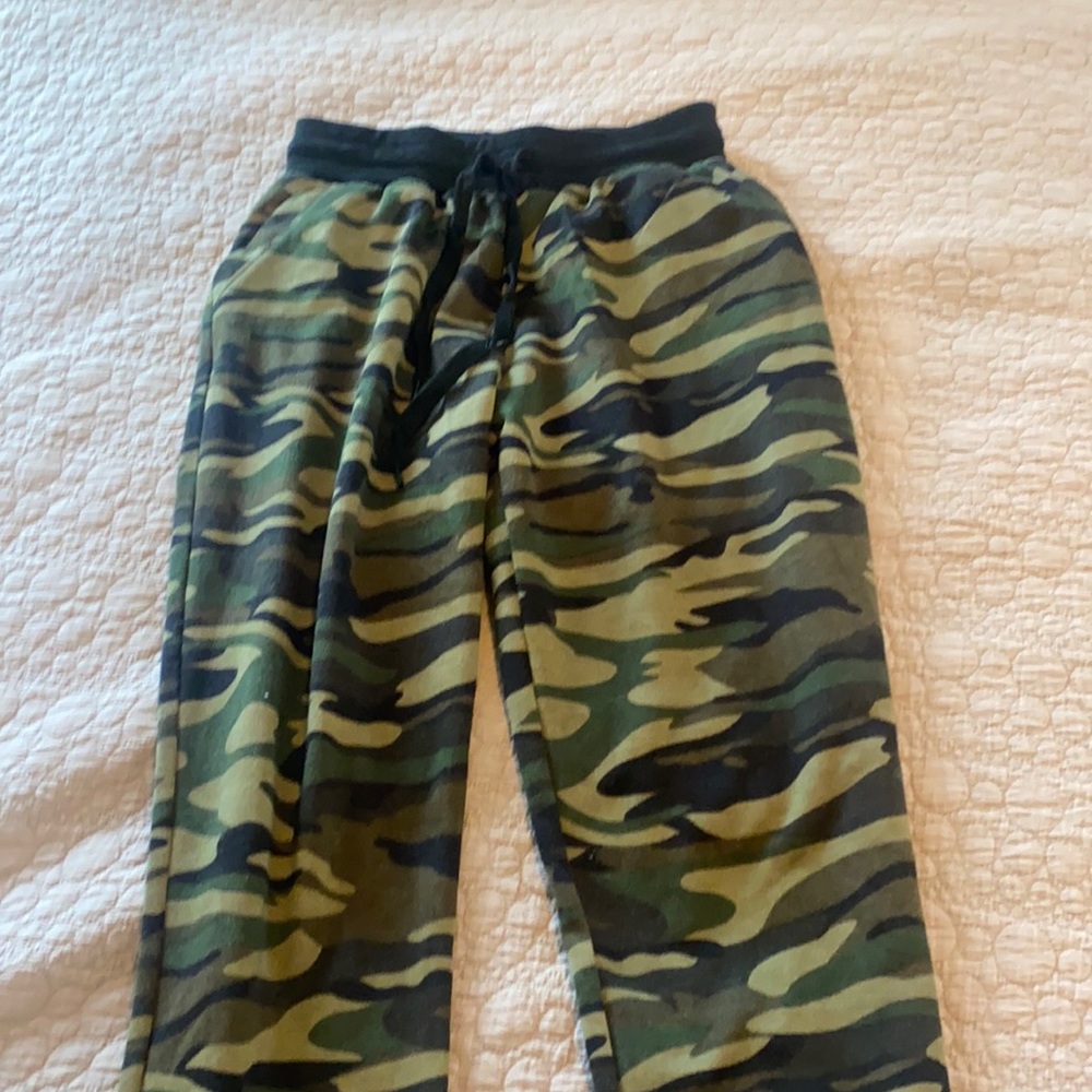 Women’s camo joggers